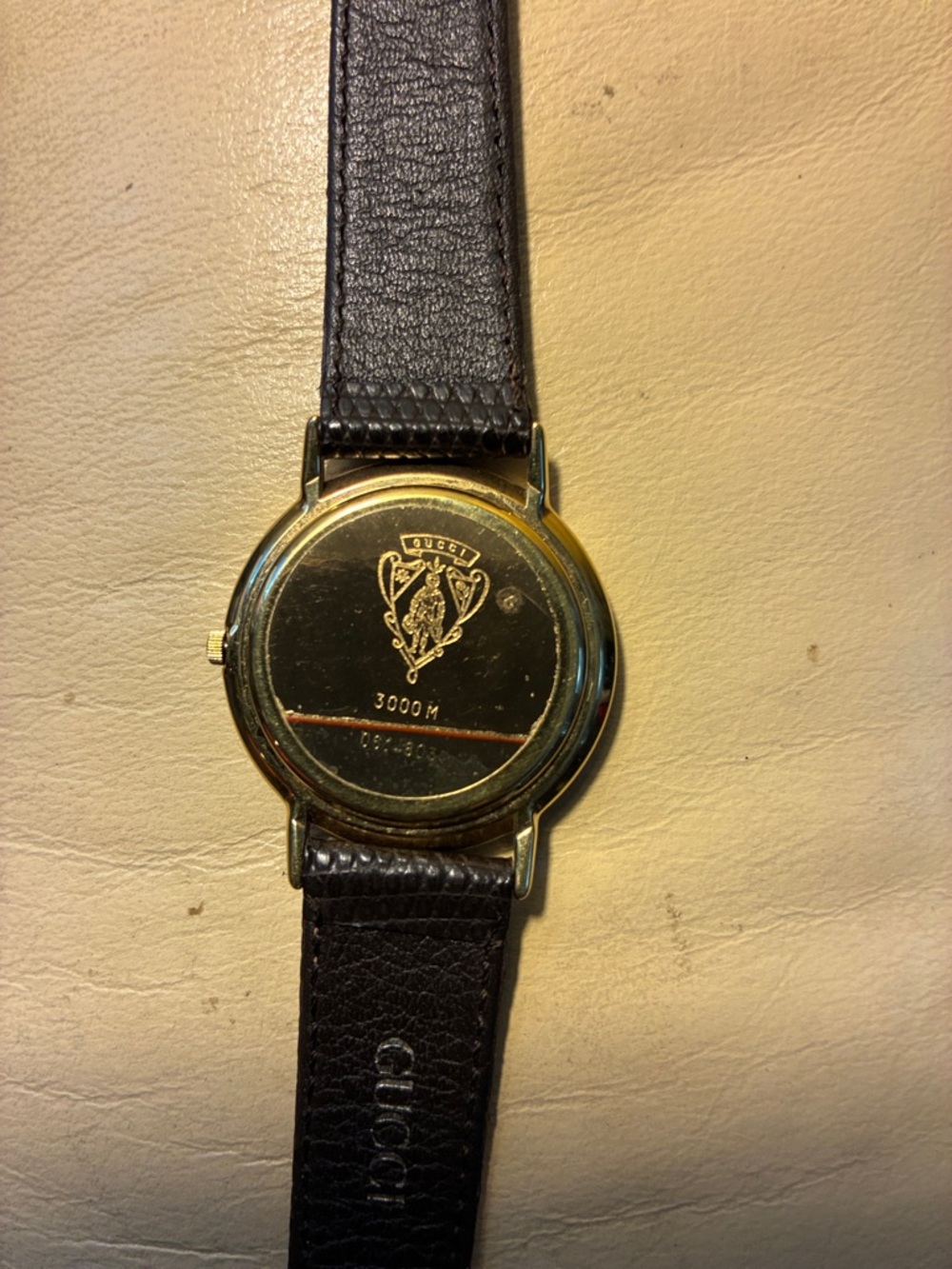 Gucci Gold and Black Men's Leather Strap Watch
